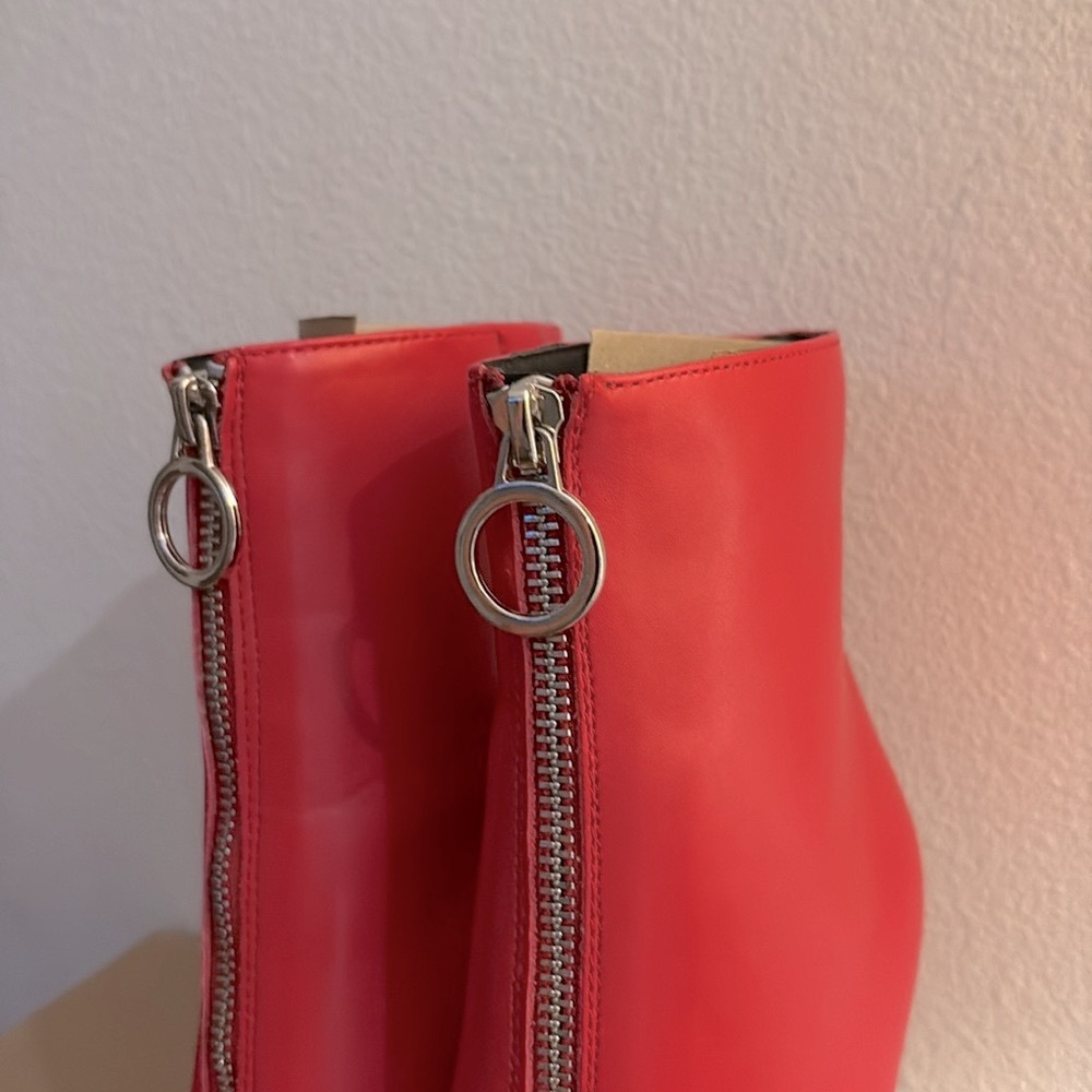 NIB [Bar III] Briget Studded Pointed Toe Zip-Up Ankle Booties in Red Women’s 5.5 - Picture 7 of 13